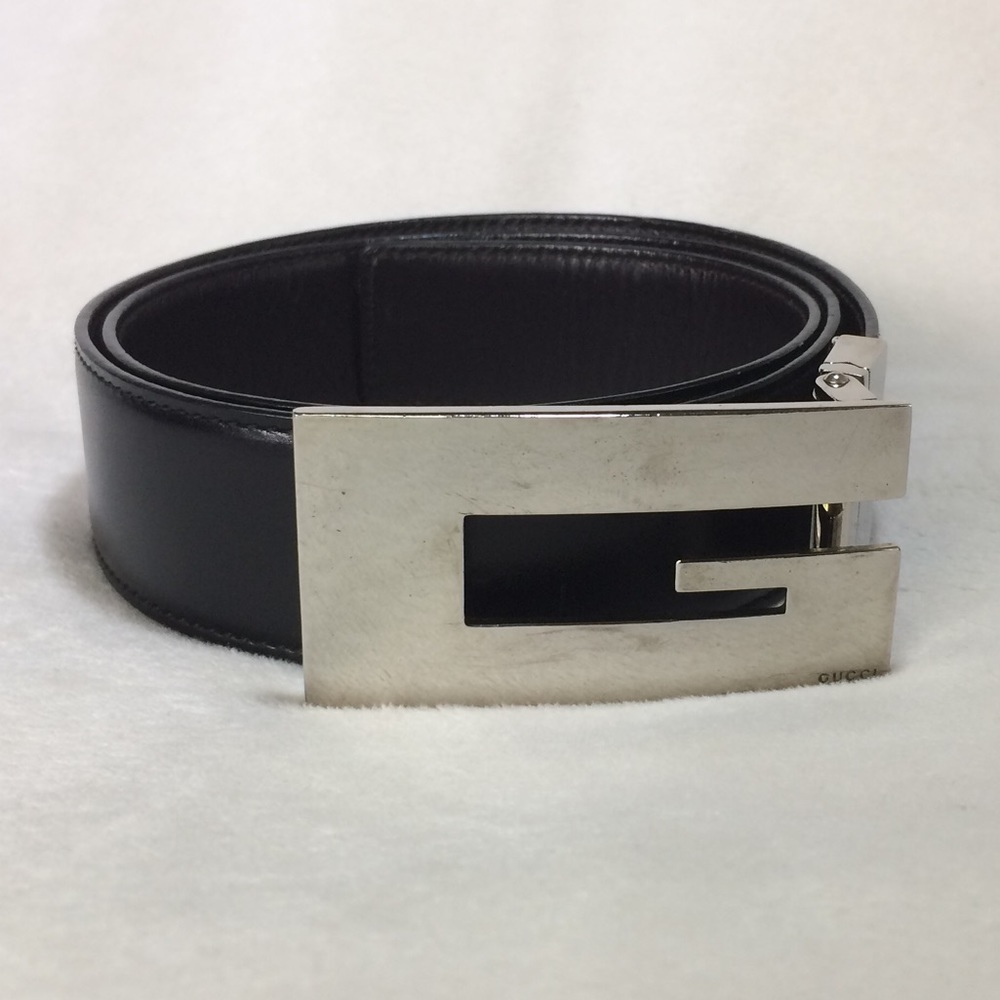 *SOLD*. Gucci 1990’s Reversible Belt
